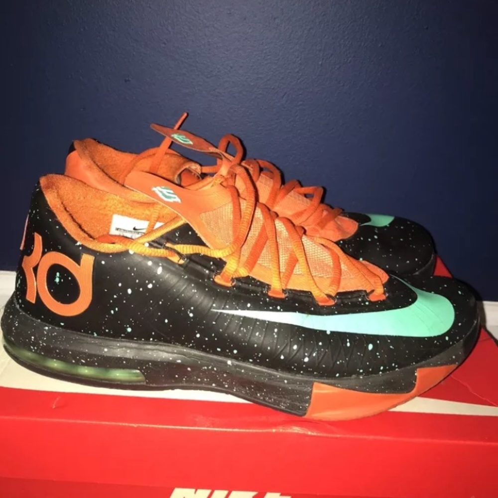 *SOLD* NIKE KD 6 “TEXAS” SZ 9.5